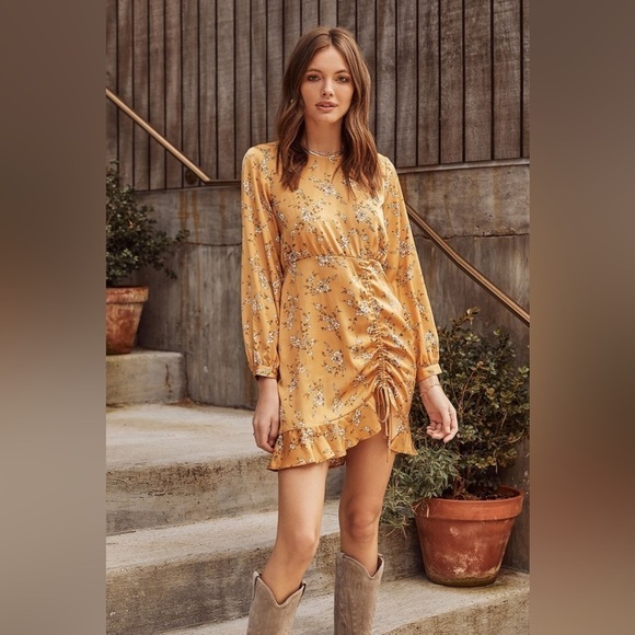 Saltwater Luxe Brantley Black Floral Cinch Dress size M - Picture 8 of 14